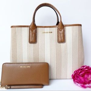 Michael Kors Greenwich Tote and Wallet Set